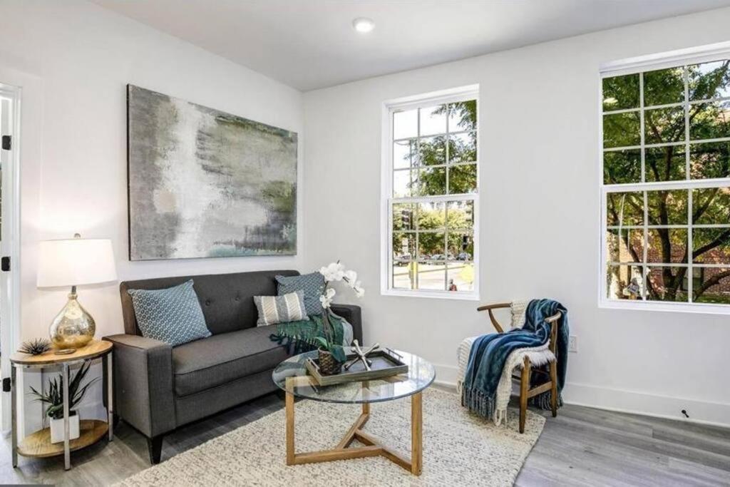 Charming Capitol Hill Home With Stunning Views! Вашингтон Екстериор снимка