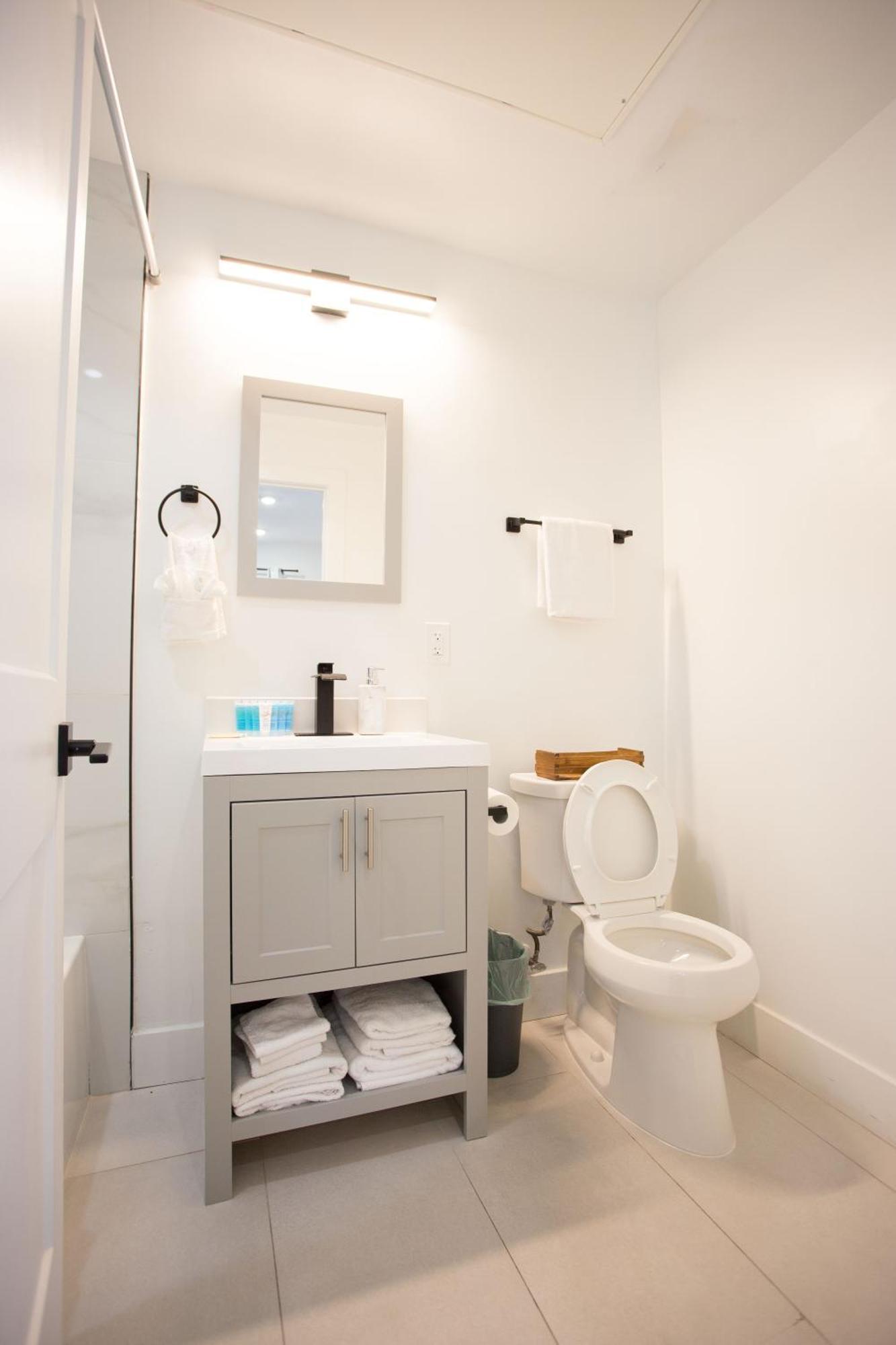 Charming Capitol Hill Home With Stunning Views! Вашингтон Екстериор снимка